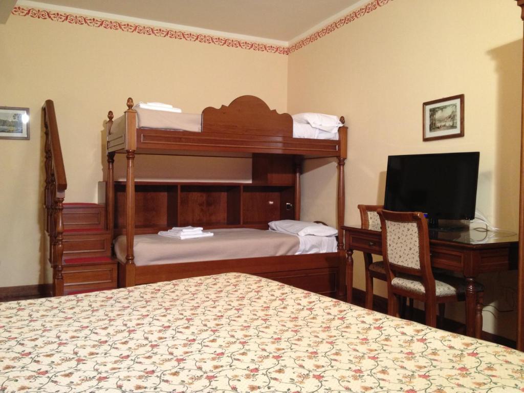 Hotel La Dependance Menaggio Zimmer foto