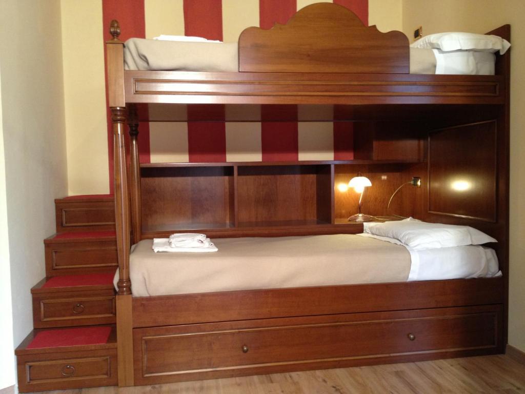 Hotel La Dependance Menaggio Zimmer foto